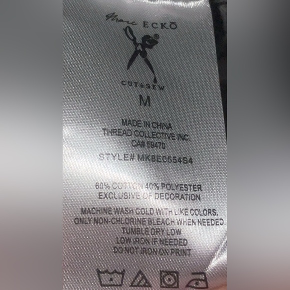 New Wot Marc Ecko  Cut & Sew New York V Neck Men’s Size Medium . - Picture 7 of 10